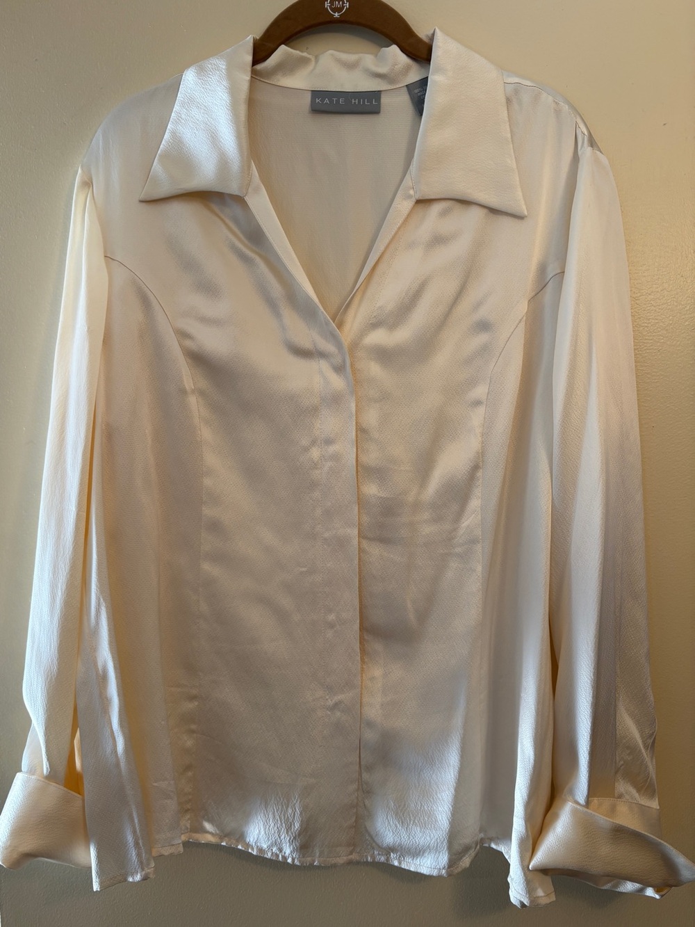 Kate Hill Ivory Silk Button-Front Blouse